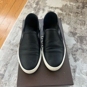 Gucci slip-ons